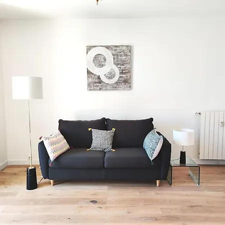 Floor Nest, Balcony Close To Sea And Old-town Bail Mobilite * Nice